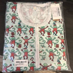 NWT Roller Rabbit christmas pajamas.